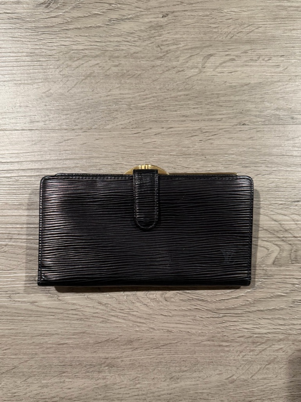 Louis Vuitton Epi Leather Viennois Wallet Black